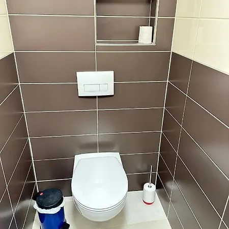 Small Pearl 2 * Taunusstein